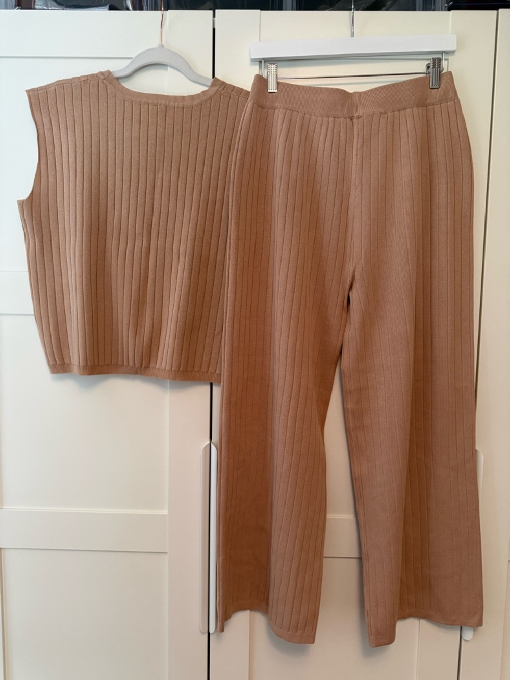 Sleeveless Top/ Wide-Leg Pant Ribbed Lounge Set, XL - Picture 5 of 10
